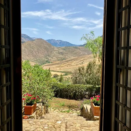 Alloggio per agriturismo Le Di Cardellino - Agrispa Sclafani